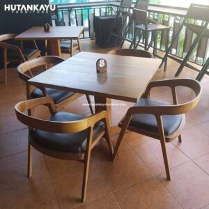 Meja Makan Cafe Kotak K4 Jok