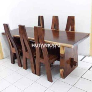 Meja Makan Trembesi Akhilles
