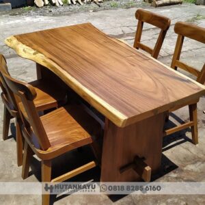 Meja Makan Trembesi Ares