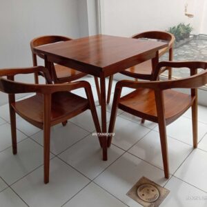 Set Meja Makan Zania