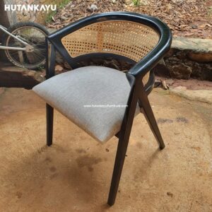 Kursi Jati Rotan