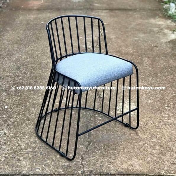 Kursi Bar Cafe Kim Minimalis Bar Stool Black