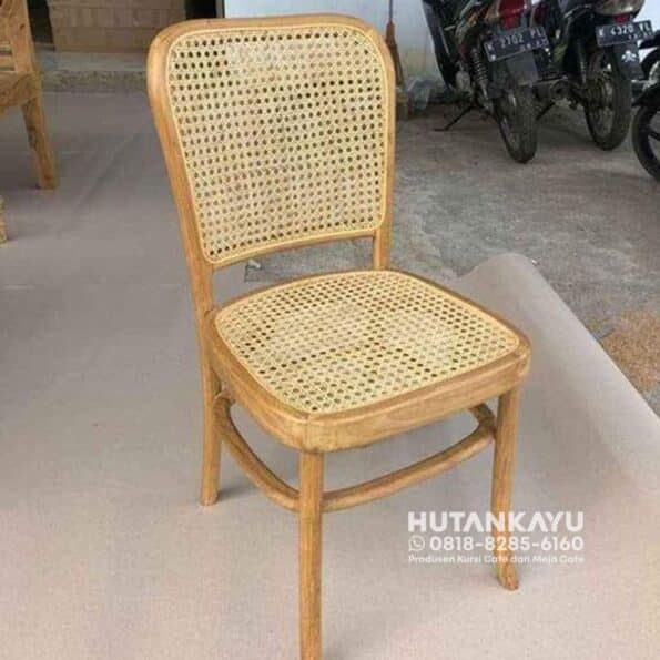 Kursi Cafe Kelvos  Kursi Kafe Resto