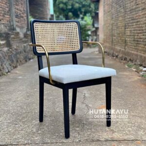 Kursi Cafe Khaleda  Kursi Kafe Resto Black
