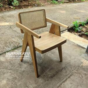 Kursi Cafe Klossom  Kursi Kafe Resto