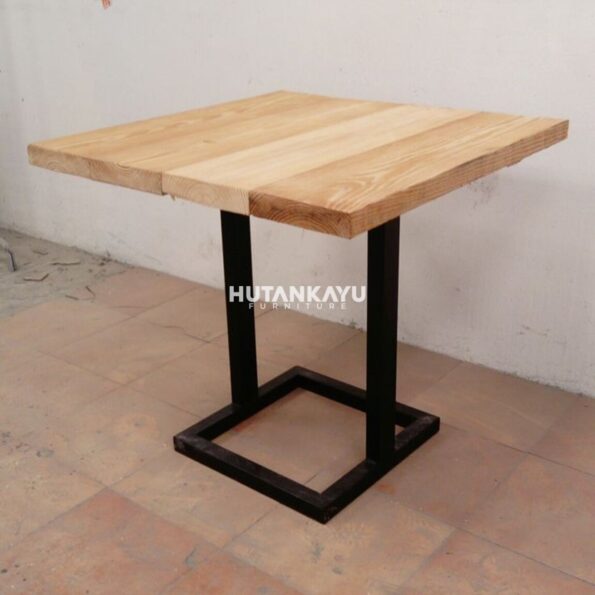 Meja Makan Laurence Meja Cafe Kafe Resto Hutankayu Furniture Mebel Jati Jepara
