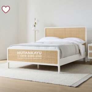 Tempat Tidur Dipan Ranjang Kora Kayu Jati