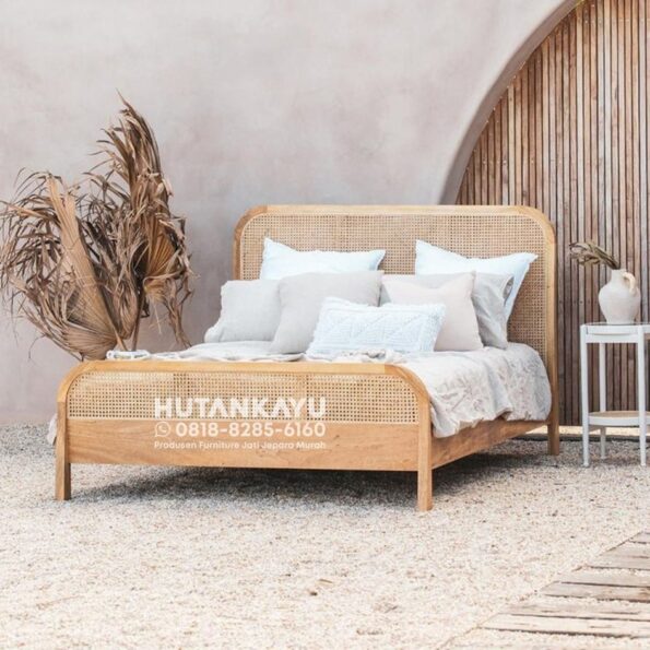 Tempat Tidur Dipan Ranjang Raga Kayu Jati