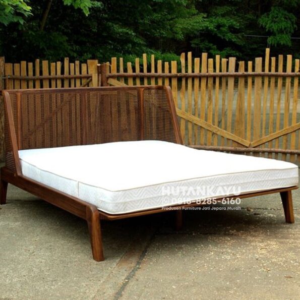 Tempat Tidur Dipan Ranjang Tiba Kayu Jati