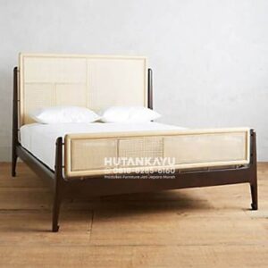 Tempat Tidur Dipan Ranjang Zaku Kayu Jati