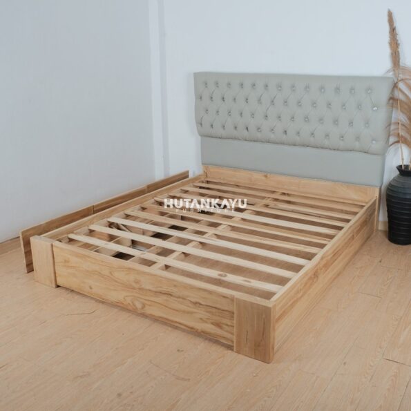 Tempat Tidur Dipan Vika Laci 2 Sandaran Jok Kayu Jati Hutankayu Furniture Mebel Jati Jepara 01