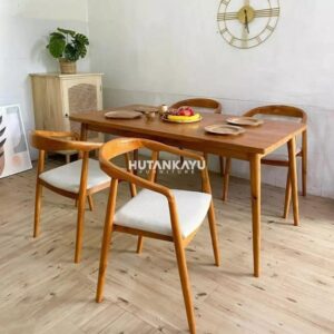 Set Meja Cafe Ophelia