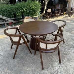 Set Meja Cafe Selene