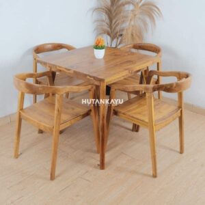Set Meja Makan Aldrim