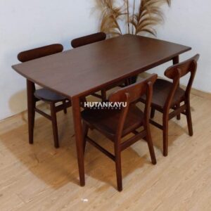 Set Meja Makan Berton Salak