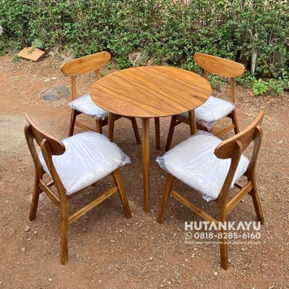 Set Meja Makan Freman