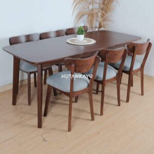 Set Meja Makan Magani