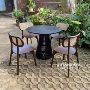 Set Meja Makan Philip